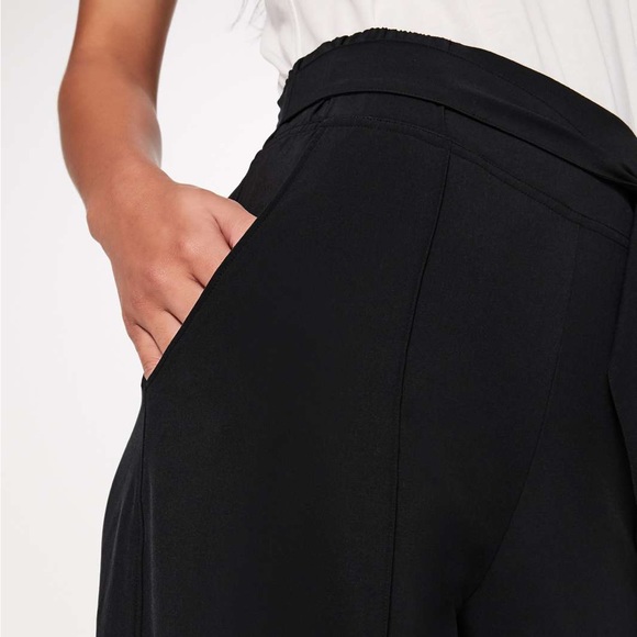 Lululemon Noir Pant - Picture 4 of 7
